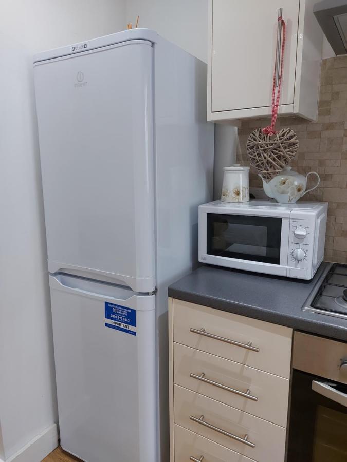 Lux Apartment In Gatwick Кролей Экстерьер фото